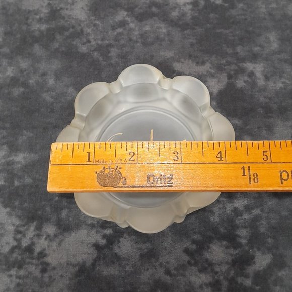 Cedar Point Frosted Glass Ashtray Amusement Park Souvenir - Picture 8 of 8